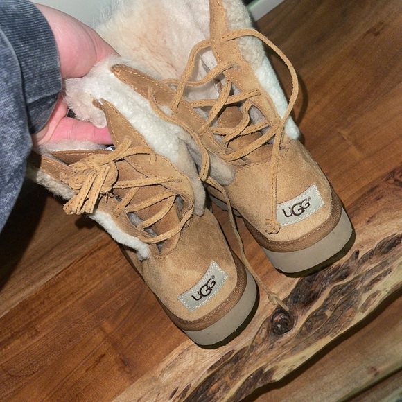 UGGs - Picture 2 of 5